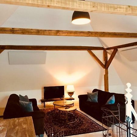 B E D & A G E D E S I G N -Extra Large- Wunderschoene Komplette Wohnung Mit Viel Platz & 4 Schlafzimmer B E D & A G E D E S I G N -Small- Wunderschoenes Zimmer Mit Bad Rechnungserstellung Fuer Geschaeftsreisende & Firmen Hunxe ภายนอก รูปภาพ