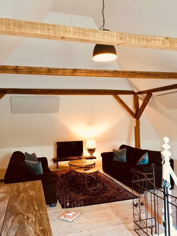 B E D & A G E D E S I G N -Extra Large- Wunderschoene Komplette Wohnung Mit Viel Platz & 4 Schlafzimmer B E D & A G E D E S I G N -Small- Wunderschoenes Zimmer Mit Bad Rechnungserstellung Fuer Geschaeftsreisende & Firmen Hunxe ภายนอก รูปภาพ